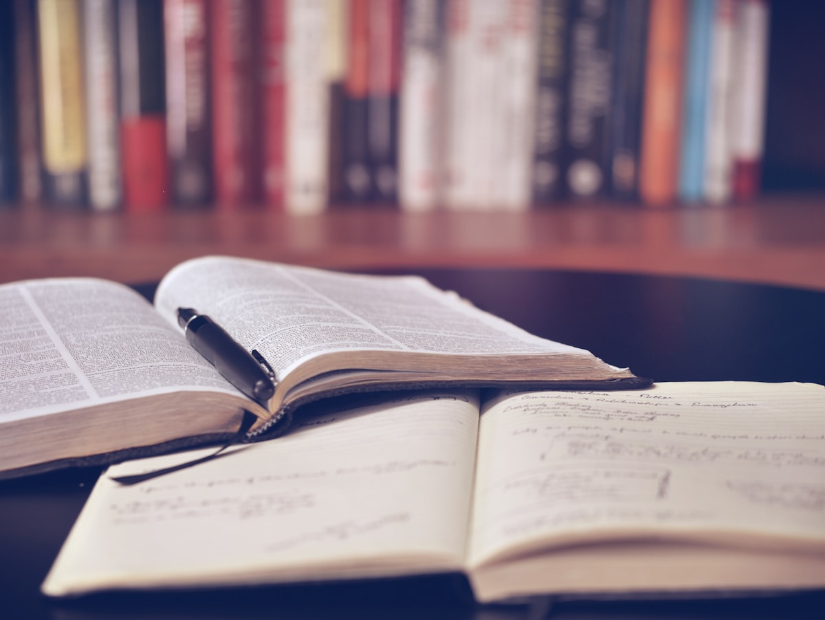 Best AI for Writing 2026: Tested, Ranked and Reviewed